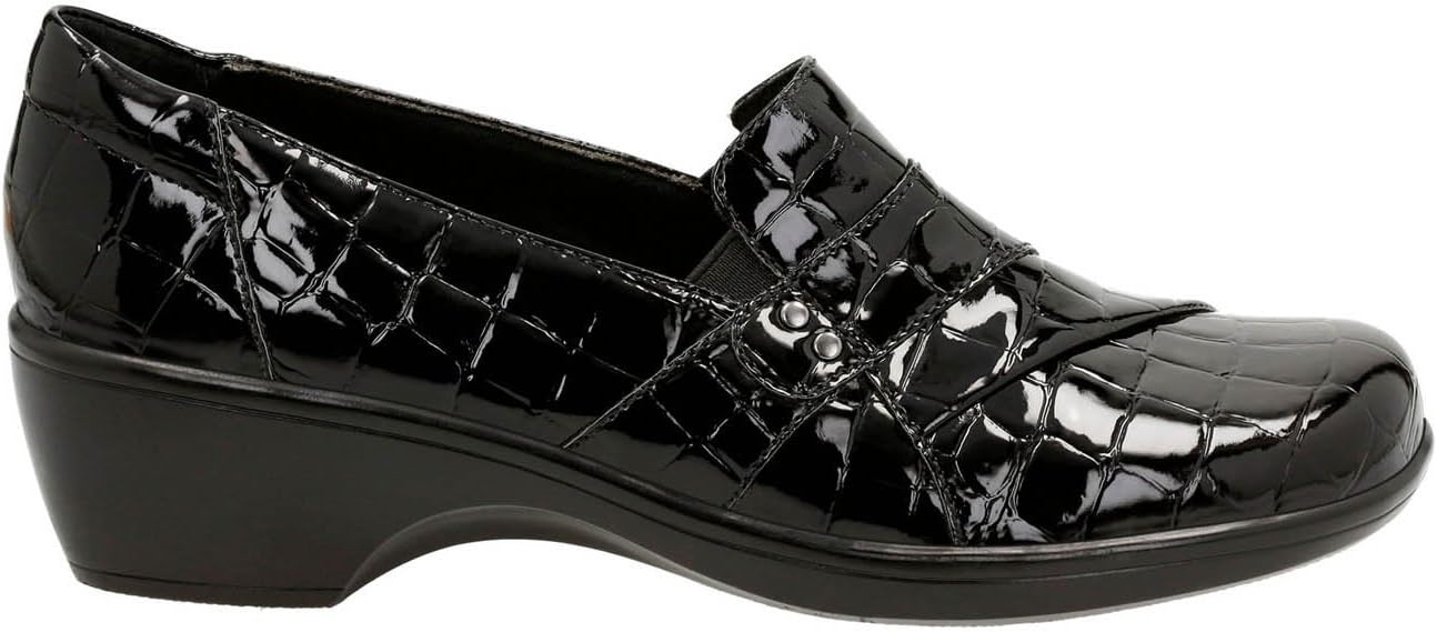 Clarks Womens May MarigoldSlip-On Loafer