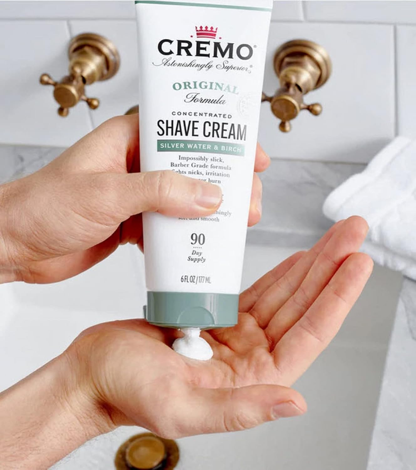 Cremo Original Shave Cream, Astonishingly Superior Ultra-Slick Shaving Cream for Men, Fights Nicks, Cuts and Razor Burn, 6 Fl Oz