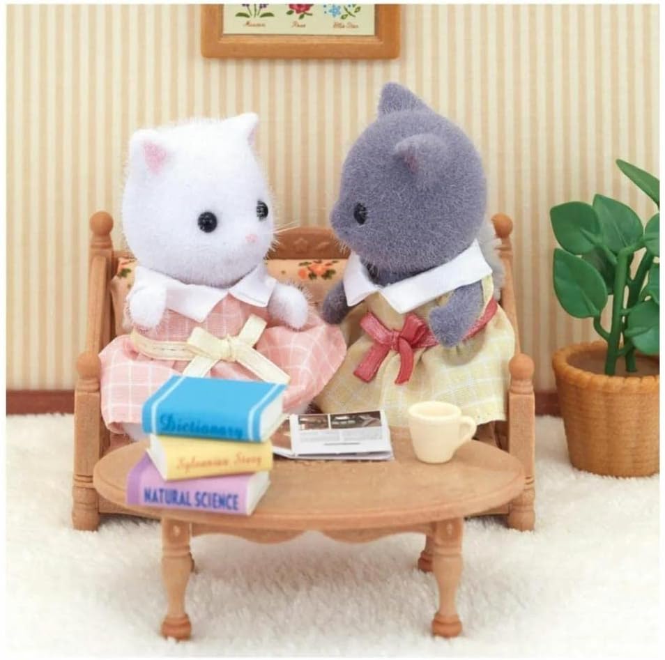 Sylvanian Families 5455 Persian Cat Family Dolls