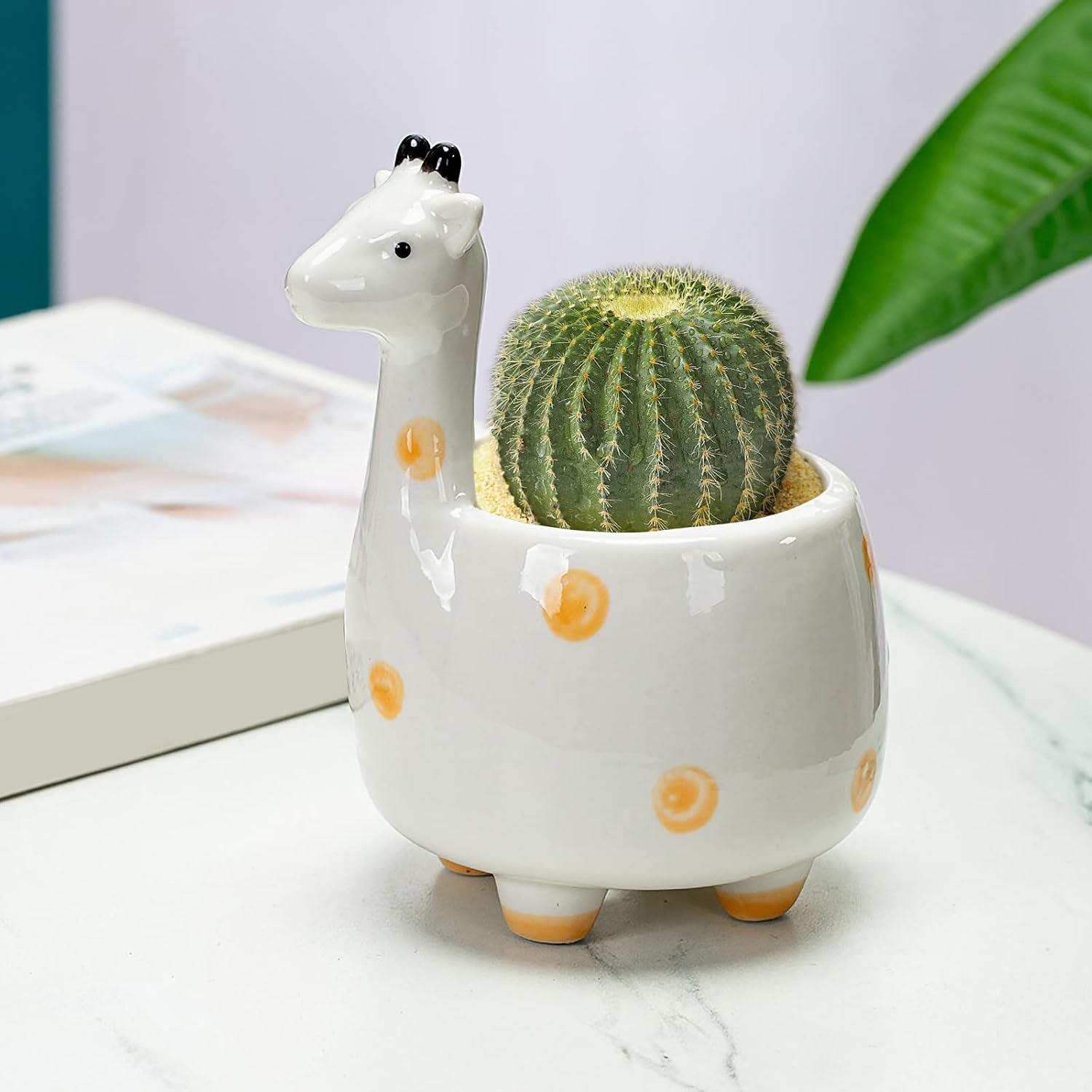 GeLive White Cow Succulent Pot, Small Ceramic Animal Planter with Drainage Hole & Saucer for Cactus, Mini Air Plants, Pencil Holder Brush Organizer, Indoor Home Office Desk Decor, Funny Gift