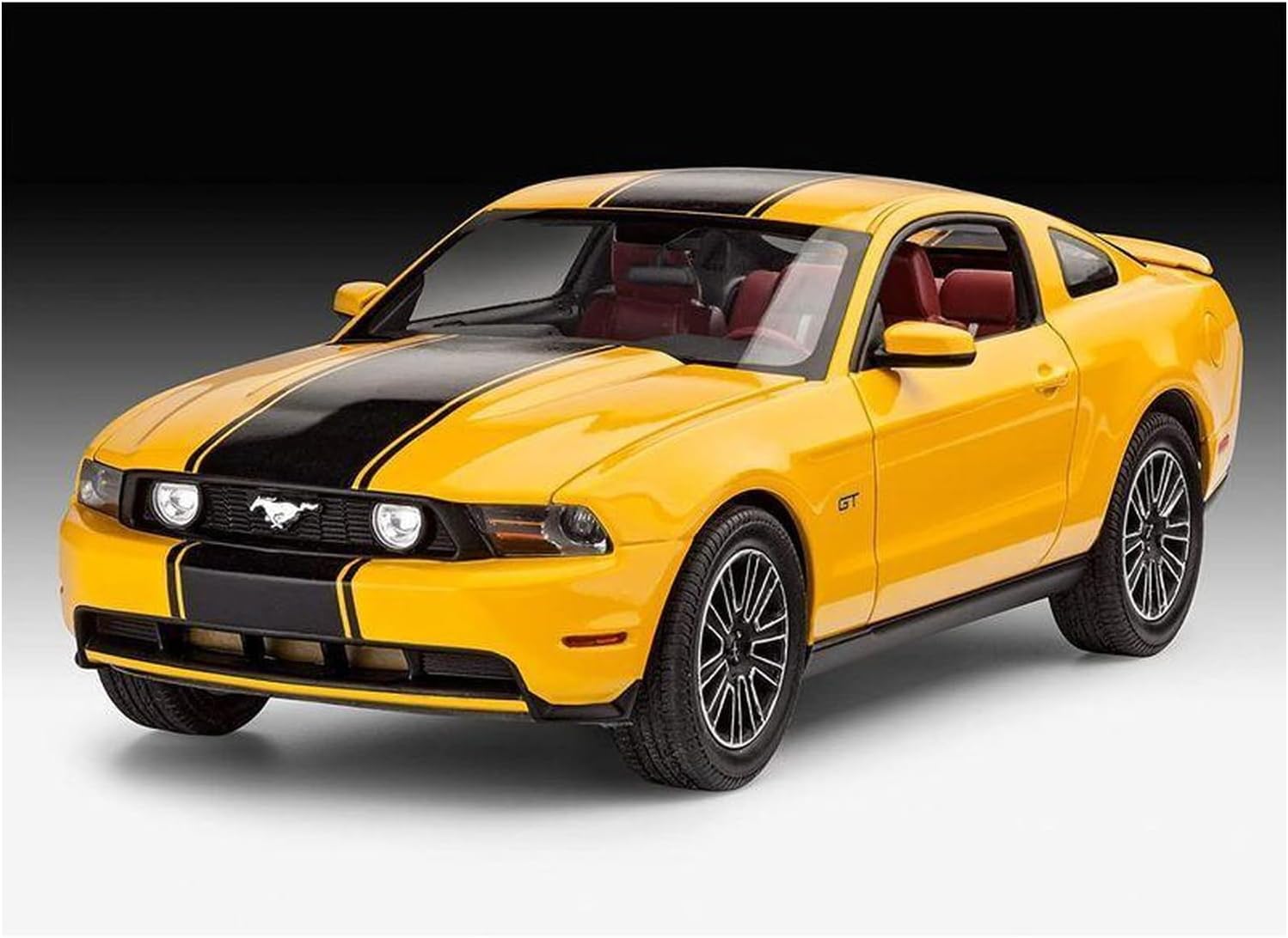 Revell 2010 Ford Mustang GT (RV07046)