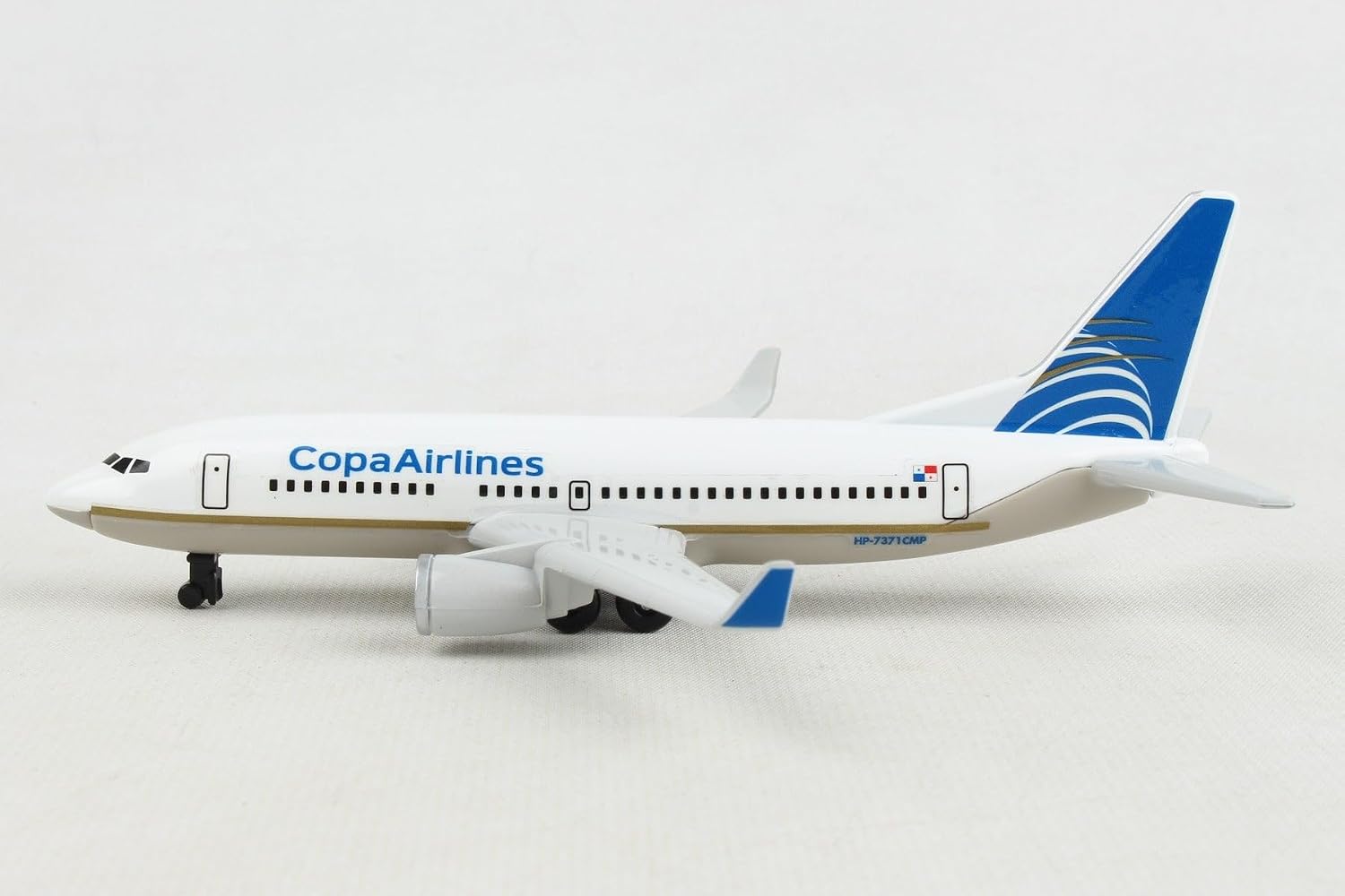 Daron Toy Airplane RT9904 – Emirates A380 – Die-Cast Metal Model Airplane Toy with Plastic Parts for Kids Ages 3+