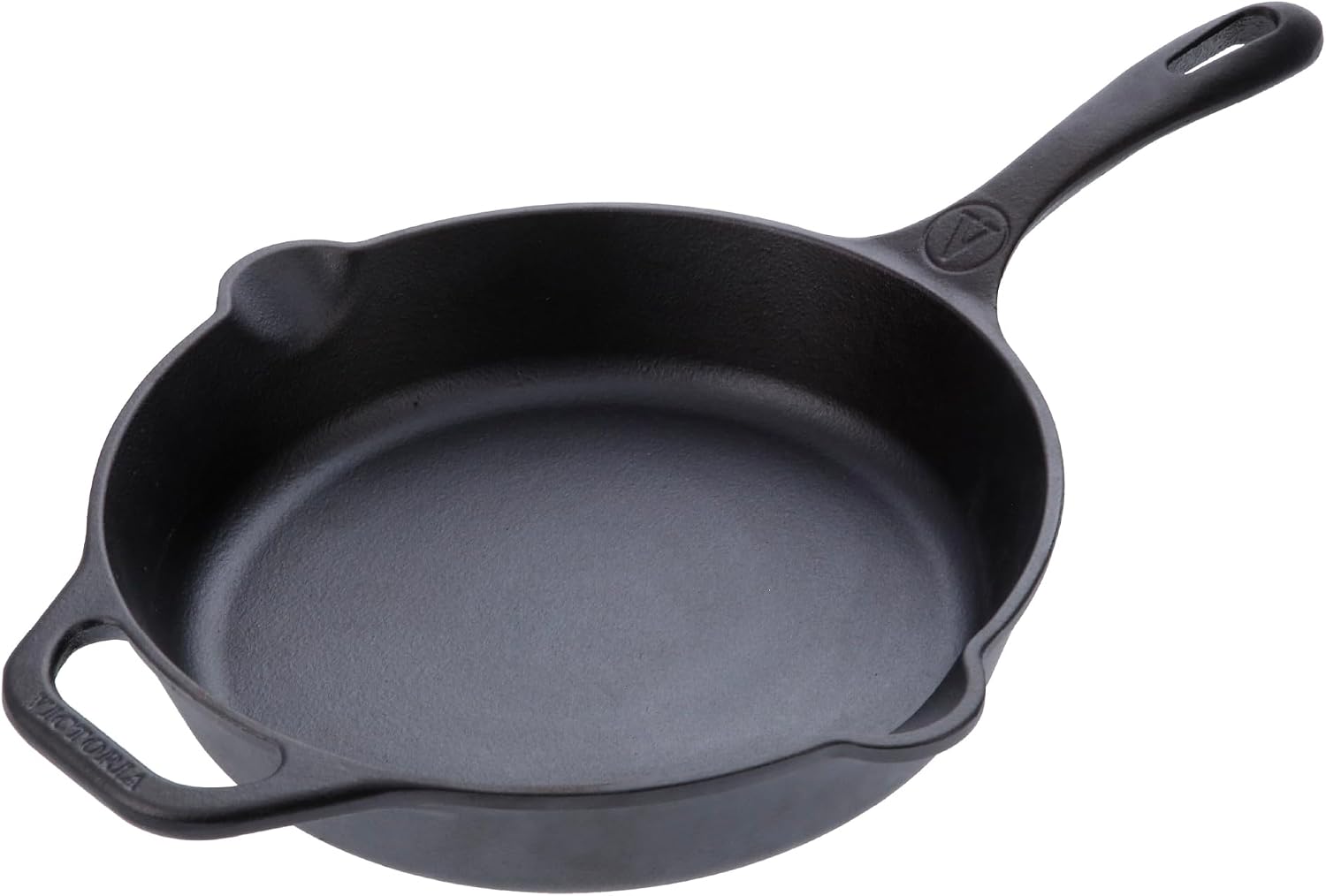 Victoria 10-Inch Cast Iron Skillet, Pre-Seasoned Cast-Iron Frying Pan with Long Handle, Made in Colombia | Pan with Long Handle, Made in Colombia