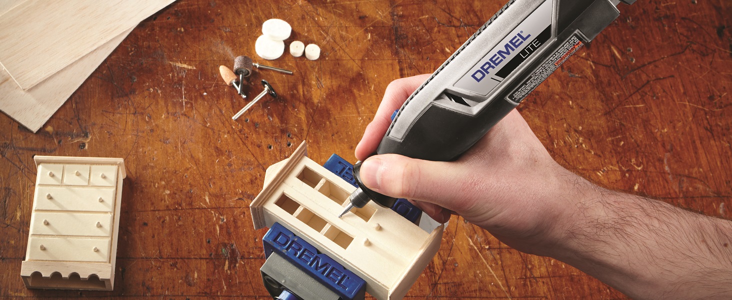 model making, carving, engraving, wood working, wood models,