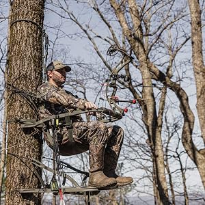 Summit Viper Pro Climbing Treestand