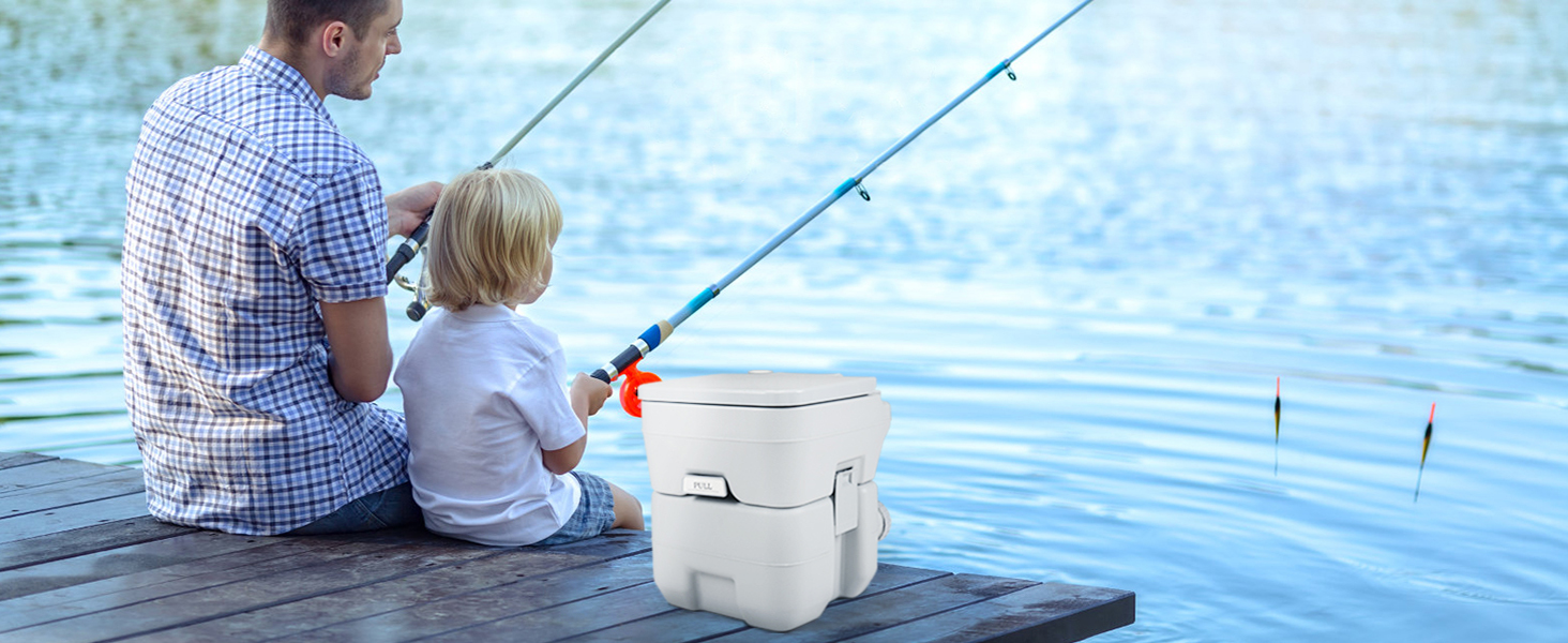 camp toilet 005