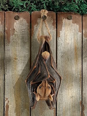 Design Toscano Hanging Mega Bat Sculpture