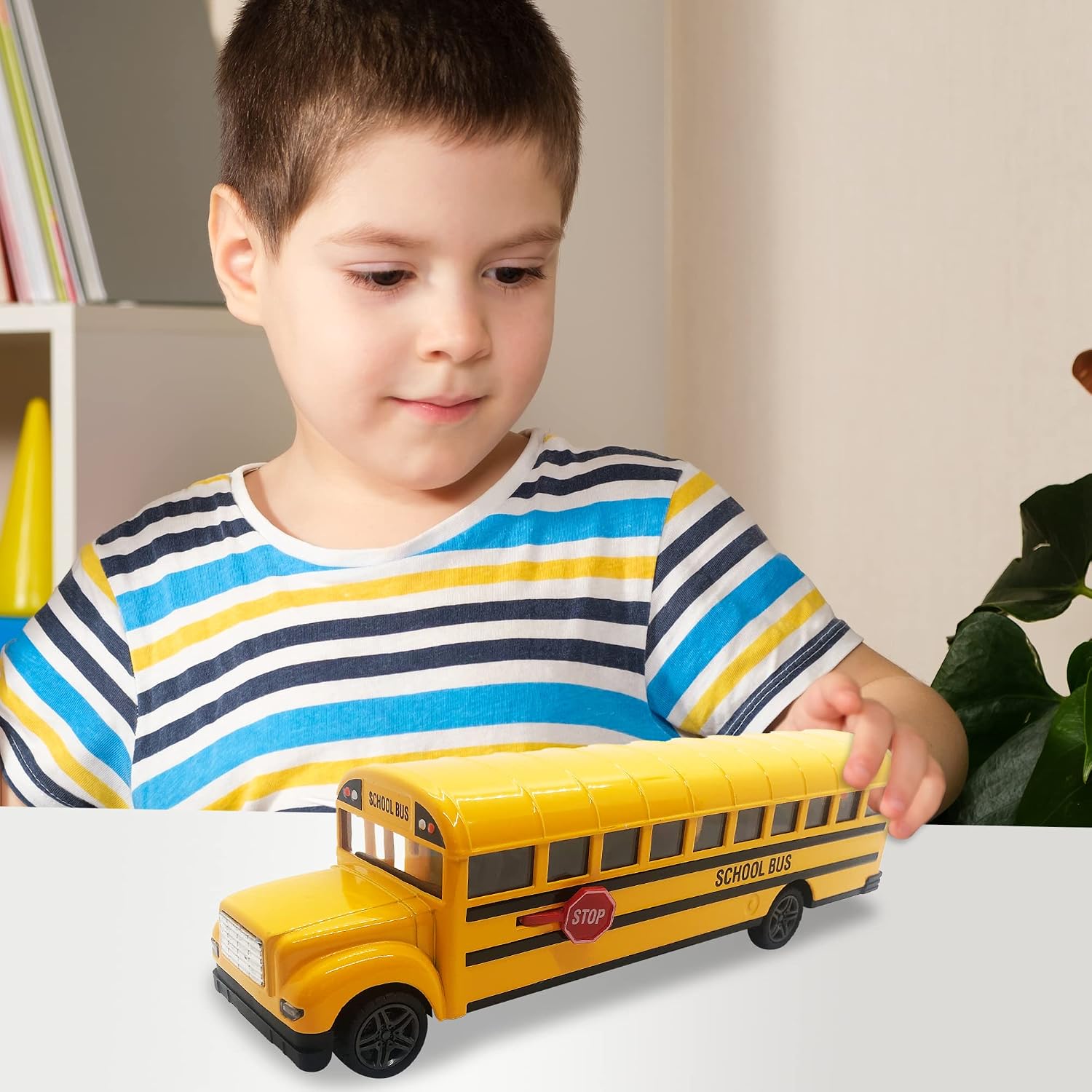 ArtCreativity Yellow School Bus Toy for Kids - 8.5 Inch Pull Back Car with Cool Opening Doors and Rubber Tires - Durable Diecast School Bus - Best