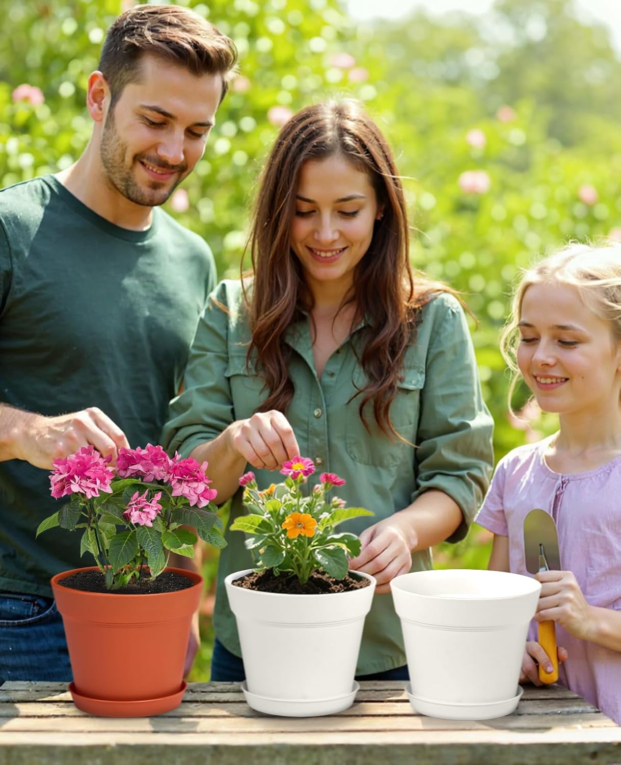 homenote 7.5 Inch Plastic Flower Pots with Drainage Holes and Trays (8 Pcs)