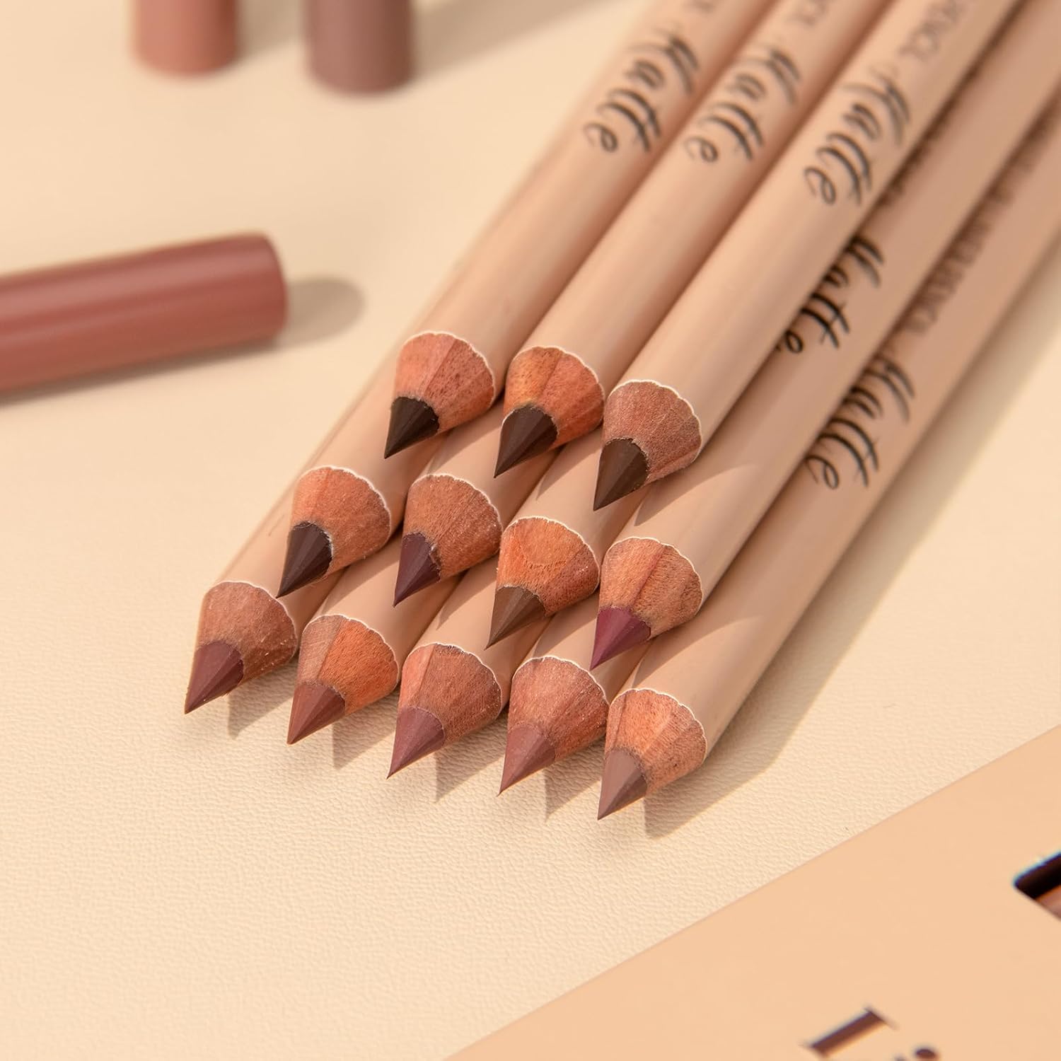 QiBest 7Pcs Matte Liquid Lipstick + 1Pcs Lip Plumper Makeup Set Kit, Pigmented Long Lasting Lip Gloss Set