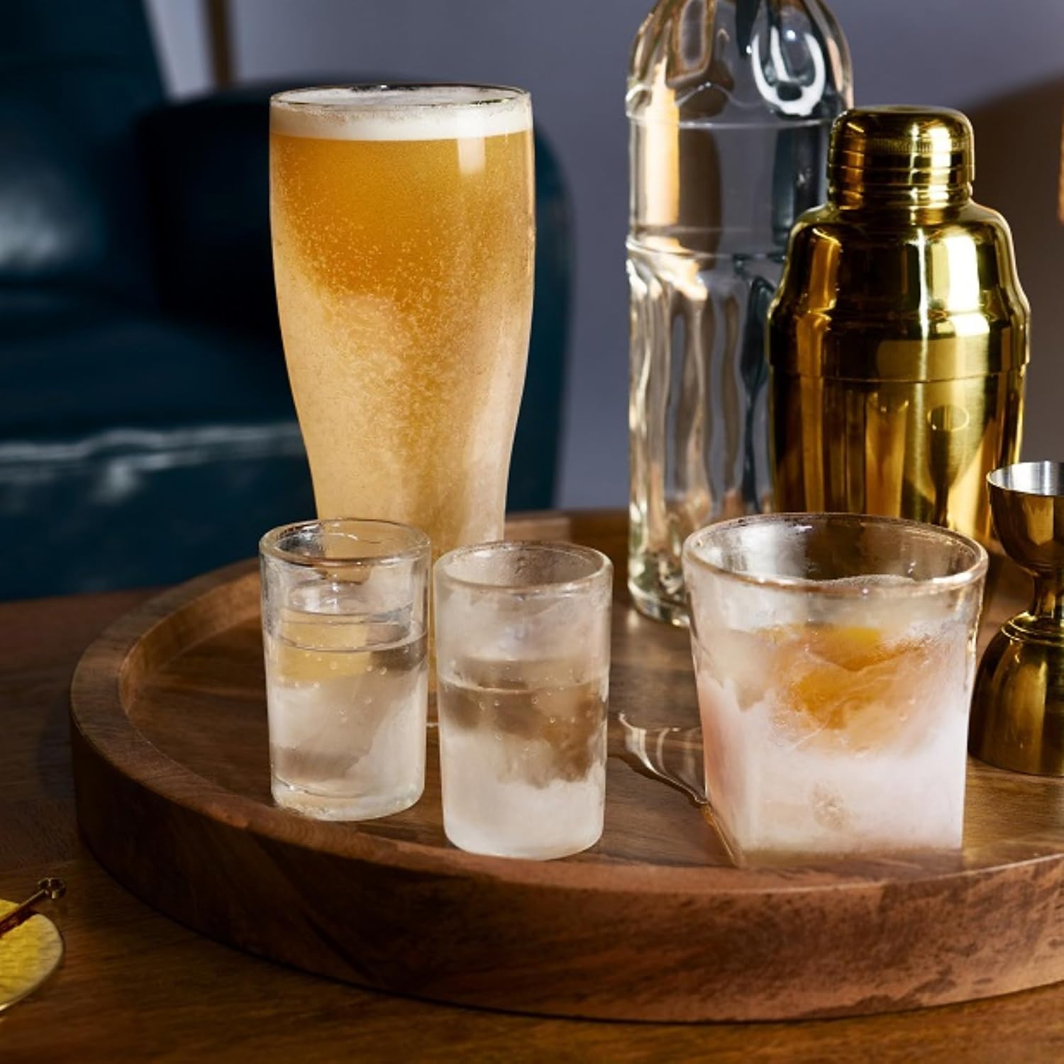 Viski Glacier Double Walled Beer Glass with Active Cooling Gel, Perfect for Cold Drinks at Indoor and Outdoor Parties, Special Occasions, Home Bar Accessories, Great Gifts for Men, 16 oz, Set of 1