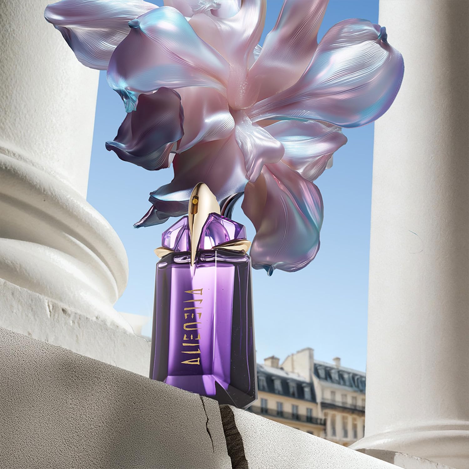 Mugler Alien Eau de Parfum - Long Lasting Floral Woody Womens Perfume | Fragrance With Jasmine, Cashmeran Wood & Amber - Bold Feminine Fragrance Perfect for Daily Wear- Refillable Bottle