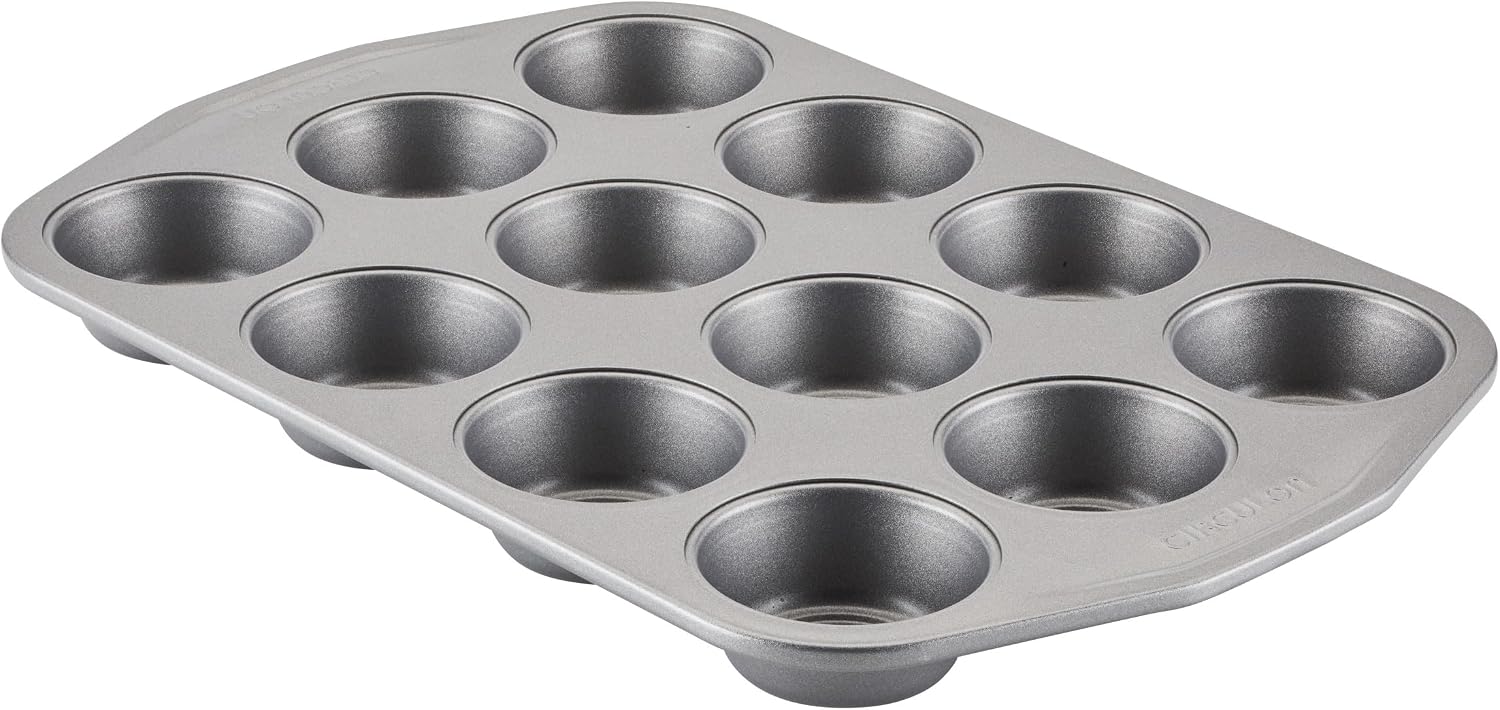Bakeware 12 Cup Muffin Pan