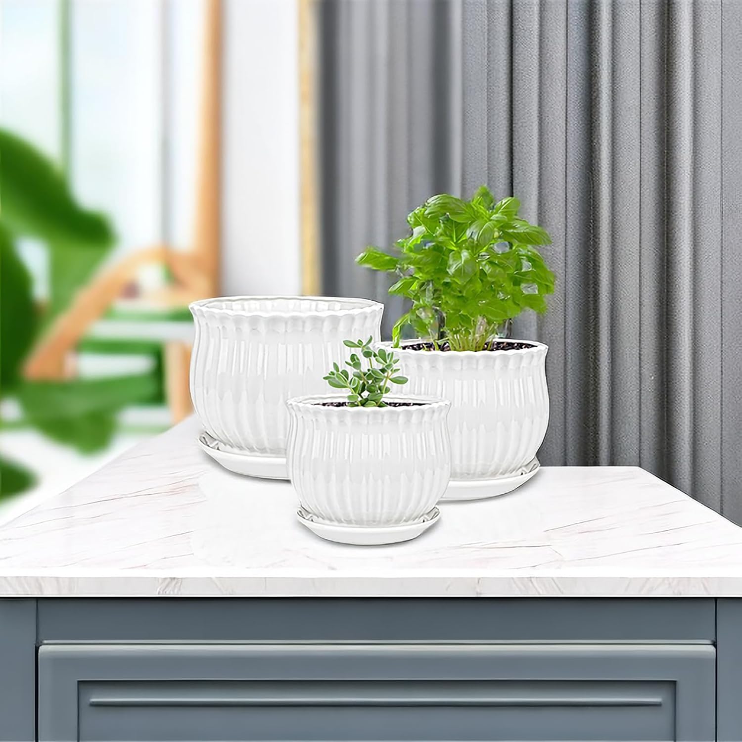 Yesland 3 Pack Ceramic Planter Pots, 3.9"/5.3"/6.7" Modern Round Flower Pots with Drainage Holes & Saucers, Small Indoor Planters for Succulent Cactus