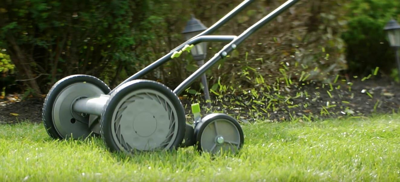 Earthwise 1715-16EW 16-Inch 7-Blade Push Reel Lawn Mower, Grey