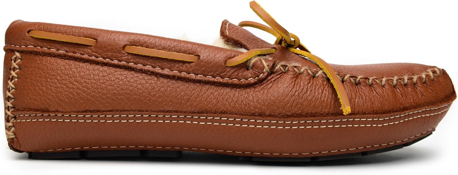 Minnetonka Men's Sheepskin Moose Slipper