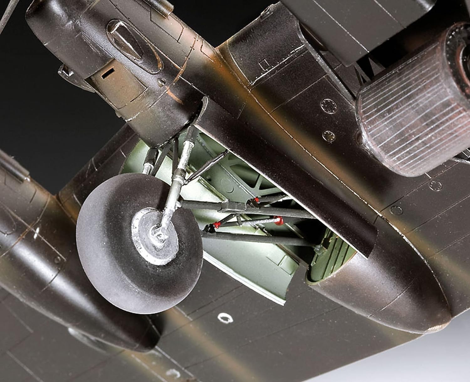 Revell Germany Avro Lancaster B.III Model Kit