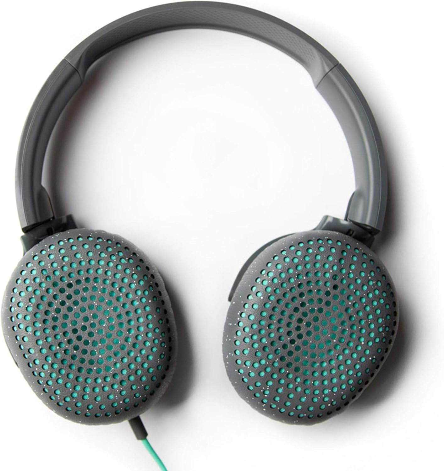 Skullcandy Riff On-Ear Wired Headphones with 3.5mm AUX Plug - Black | Travel Ready with 3.5mm Wired Connection, Built-In Microphone, Foldable Lightweight Comfortable Design, Durable Headband