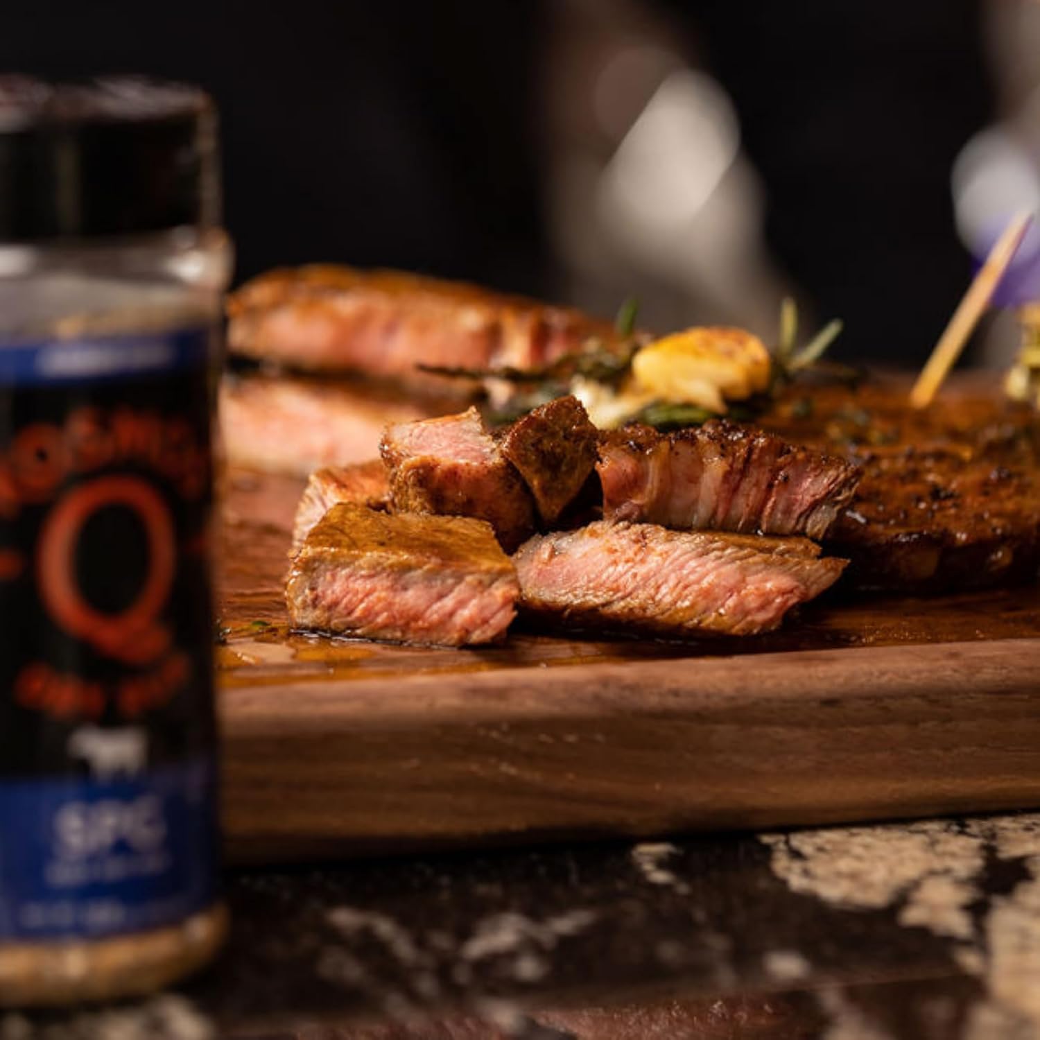 Kosmos Q Hot Dirty Bird BBQ Dry Rub, Spicy Seasoning with Chili Pepper, Brown Sugar, Garlic & Onion for Chicken, Turkey, Ribs, Pork, Dry Rub for Smoking & Grilling Meat, BBQ Spice Blend, 11 Oz Bag