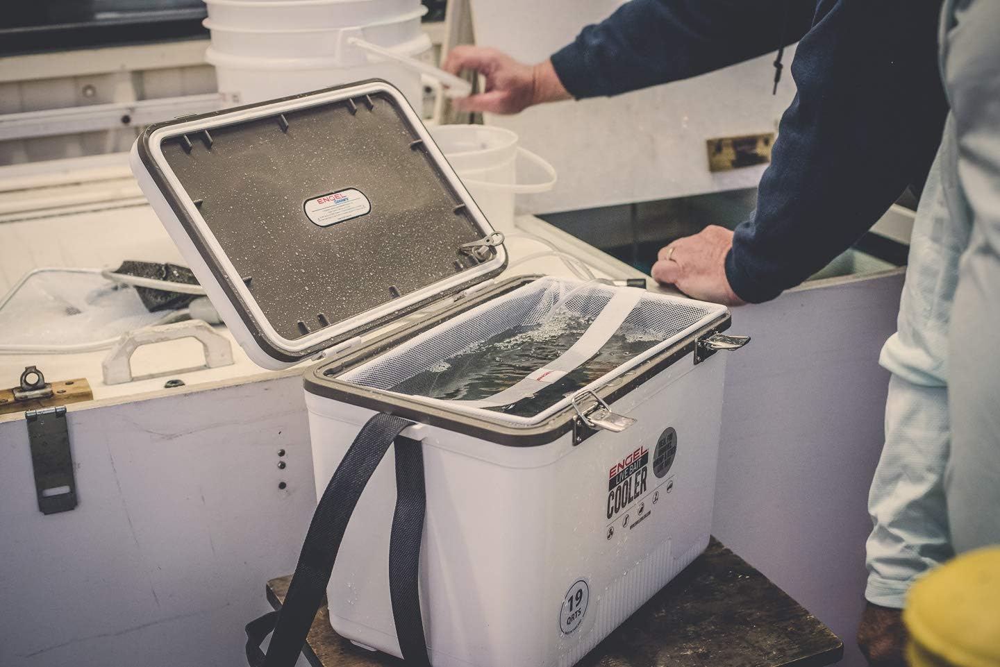Engel 30qt Live Bait Cooler Box with 2nd Gen 2-Speed Portable Aerator Pump and 4 x Fishing Rod Holder Attachments. Fishing Bait Station and Minnow