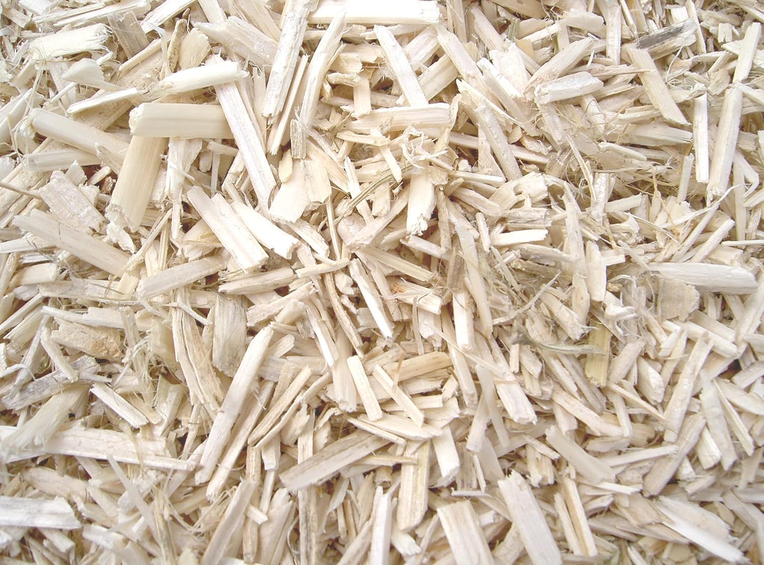 Aubiose French Hemp Bedding 44lb — Chicken Coop & Horse Stall Bedding | Ultra Low Dust, Odor Control