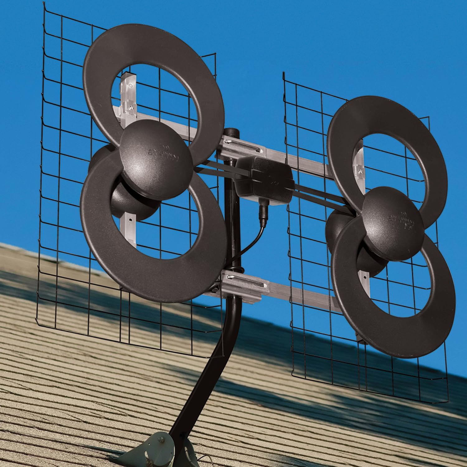 Antennas Direct ClearStream 4 UHF Indoor Outdoor TV Antenna, Multi-Directional, 70+ Mile Range, 4K 8K UHD, NEXTGEN TV – w/20-inch Mast, Reflectors