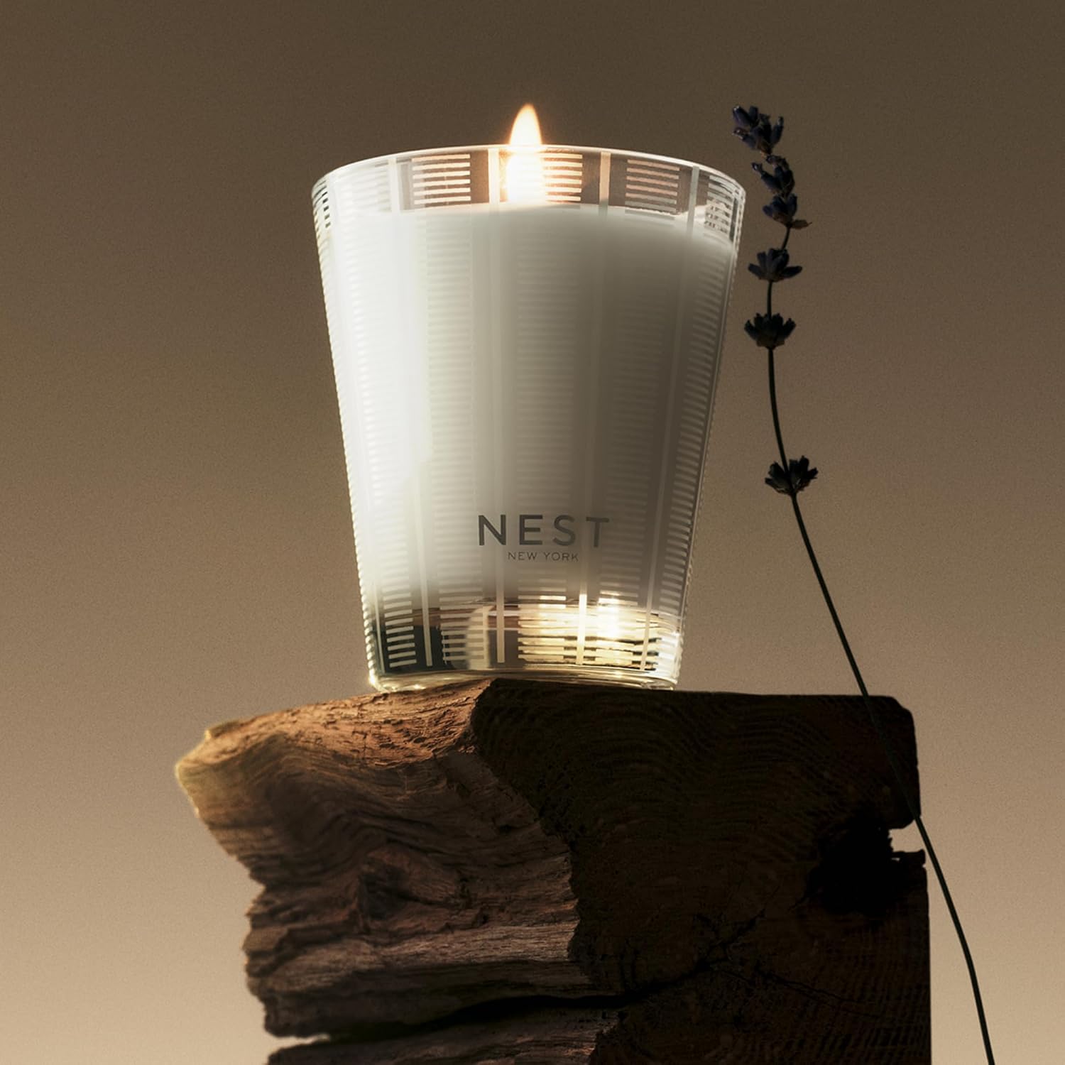 NEST New York Scented Classic Candle, Grapefruit - 8.1 oz - Up to 60-Hour Burn Time - Reusable Glass Vessel