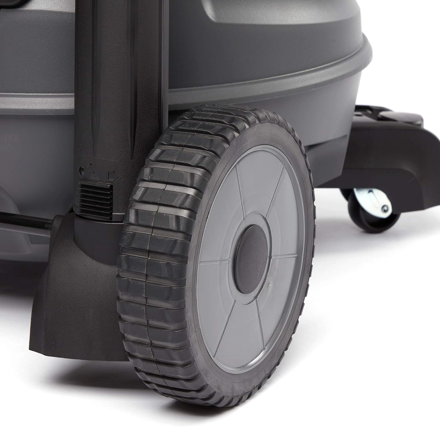 RIDGID 62718 Red 14 gallon RT1400 Wet/Dry Vacuum, Dark Gray and Red