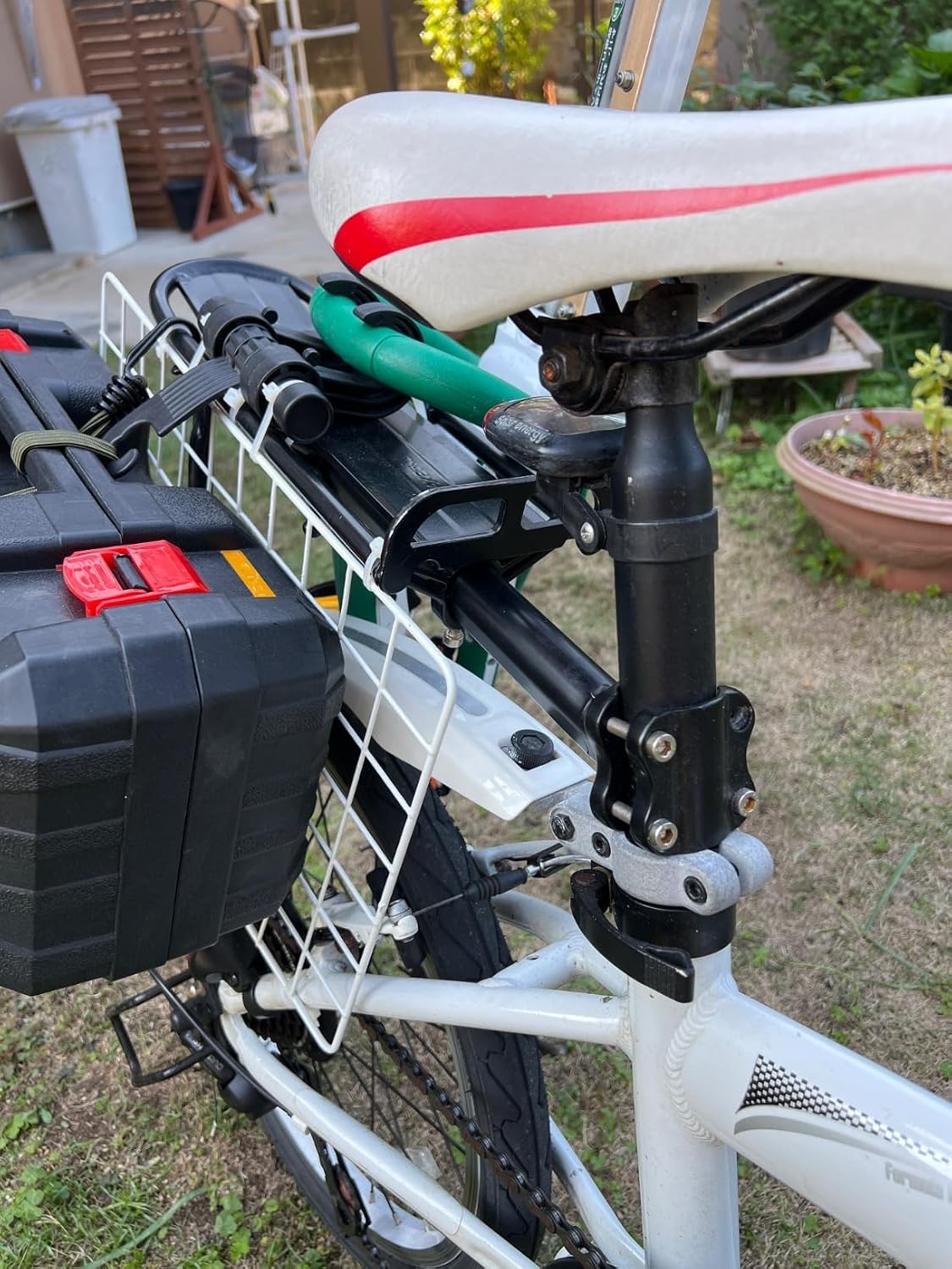 Outtag Rear Bike Rack Aluminum Alloy Bike Cargo Rack Quick Release Adjustable Bicycle Rear Rack Heavy Duty Mountain Bike Back Rack Seat Post Frame Mount Cycle Luggage Carrier Accessories
