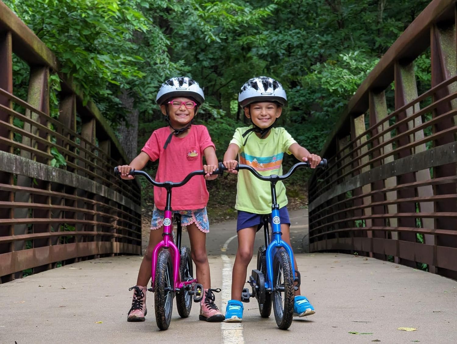 Strider 14x Classic, Awesome Blue - Balance Bike for Kids 3 to 6 Years -Includes Kid Sized Grips, Padded Seat, Performance Footrest, All-Purpose Tires Easy Assembly, Tool-Free Adjustments | No Pedals, Balance Bike with Adjustable Seat and Handlebars, Lig…