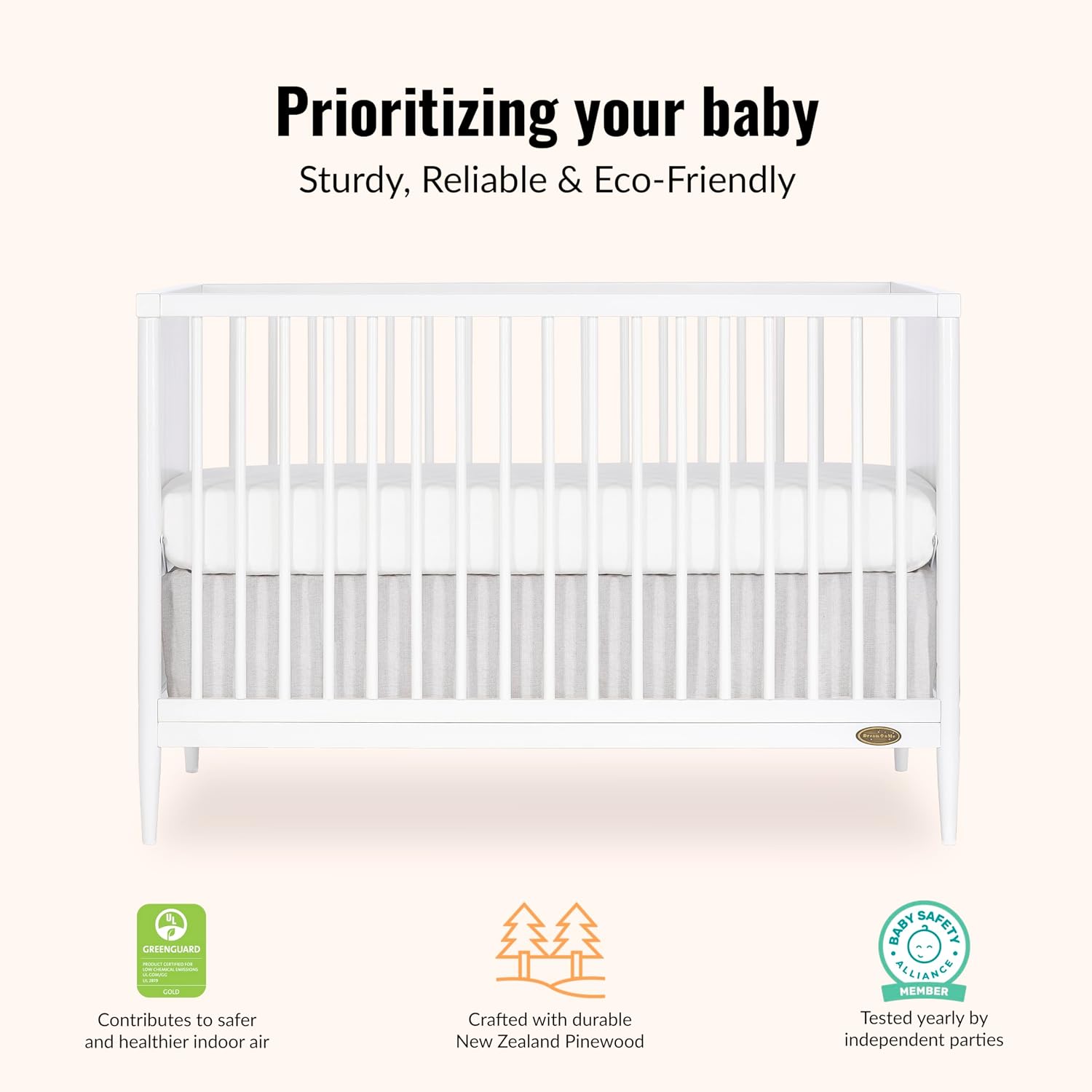 Dream On Me Clover Changing Table with Rounded Spindles in White