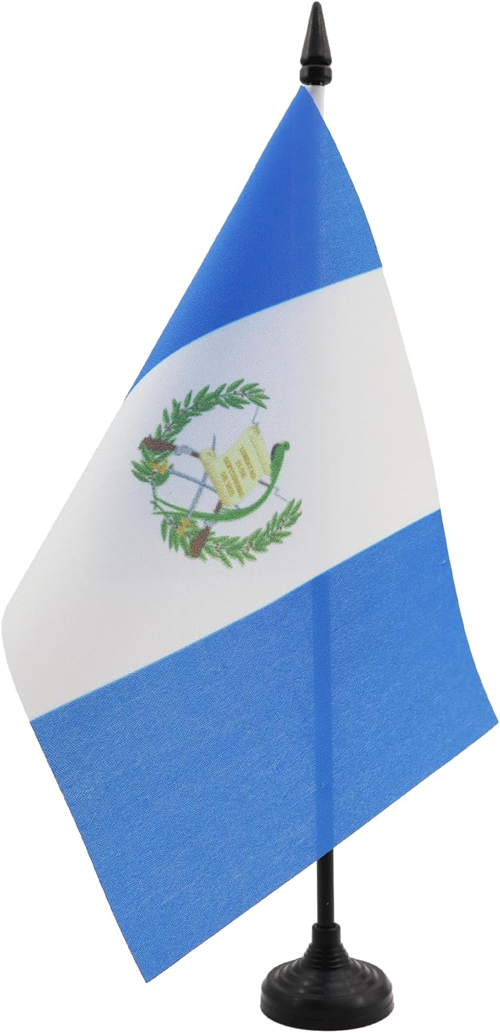 AZ FLAG Nicaragua Table Flag 4x6 in 100D Polyester Plastic Base | Indoor use Nicaraguan 15x10 cm desk flag stitched finish with reinforced edges with plastic pole