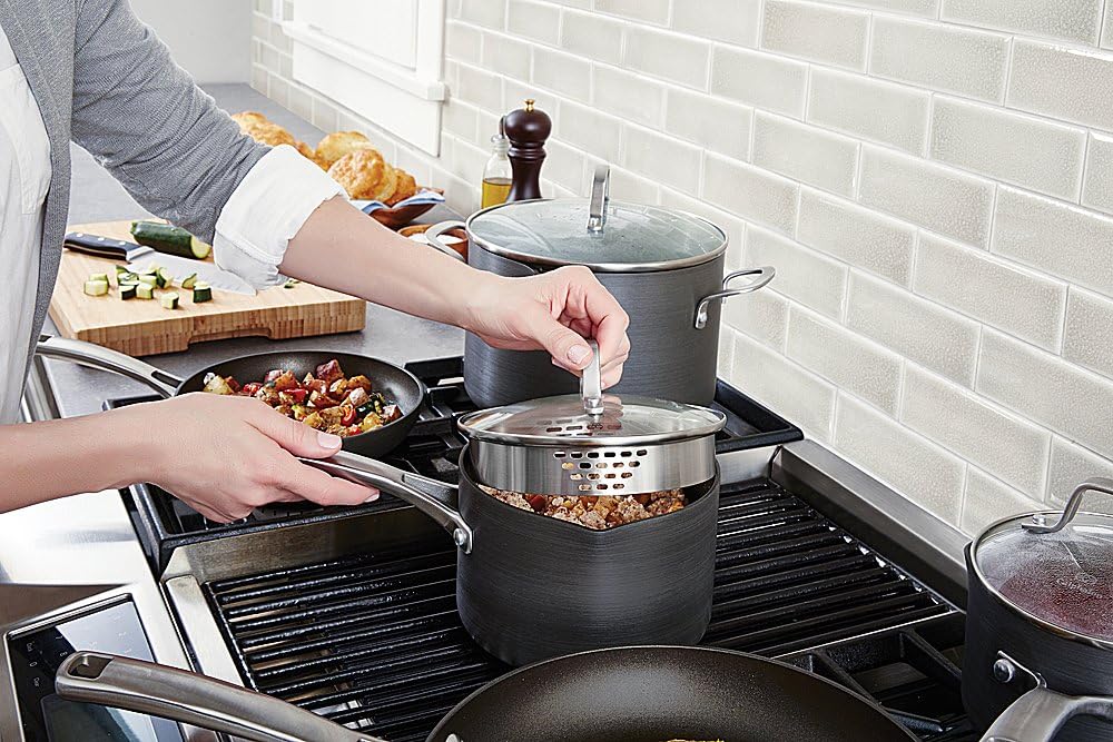 Calphalon 1943333 Classic Nonstick Sauce Pan with Cover, 3.5 quart, Grey