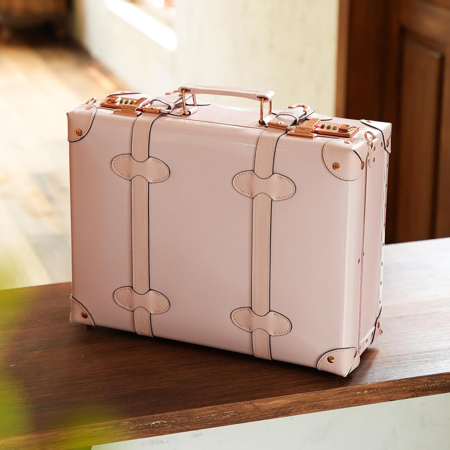 urecity Vintage and Cute Carry-on Overnight Case Non-wheeled Mini Leather Trunk Suitcase with Shoulder Strap