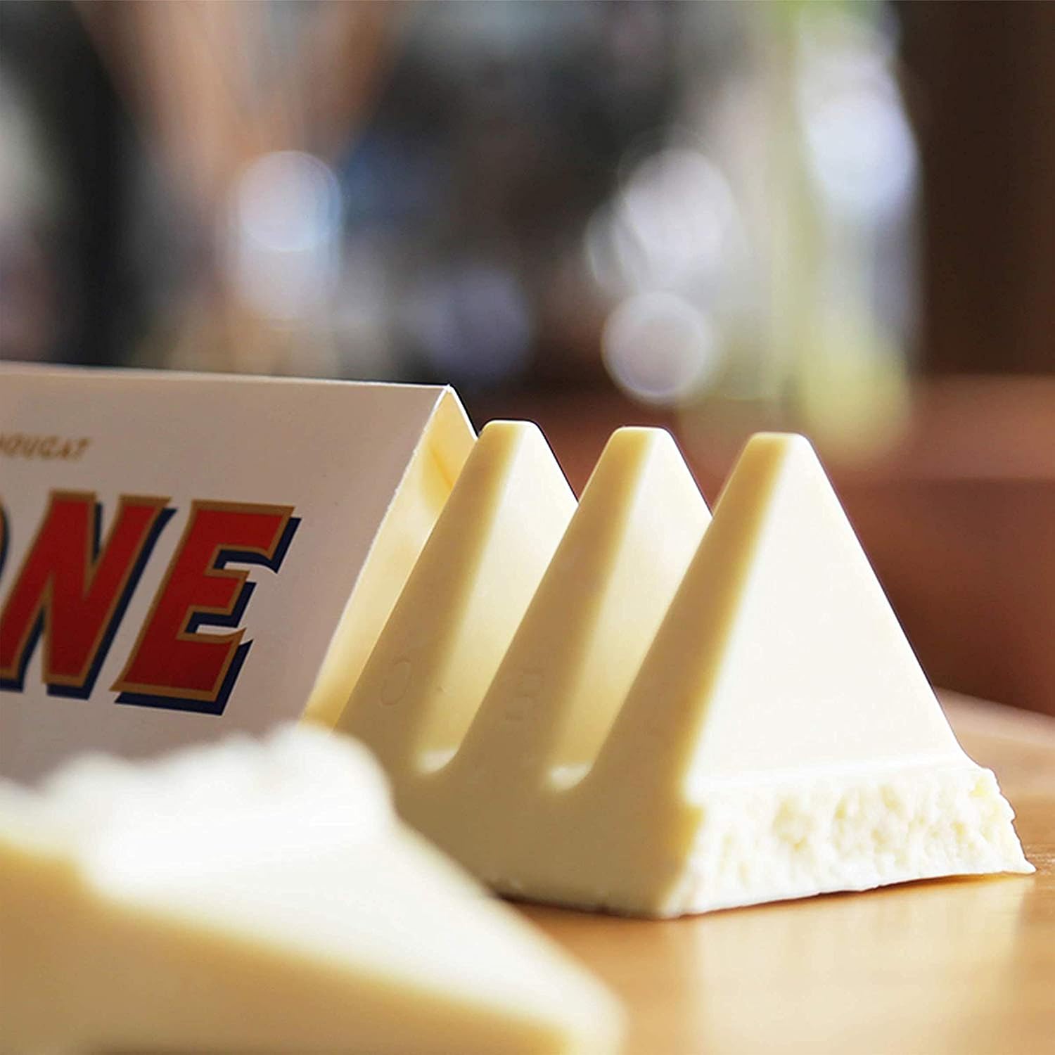 Toblerone White Chocolate, 3.52-Ounce Bars (Pack of 12)