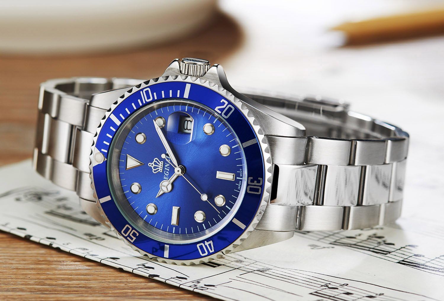 FANMIS Mens Luxury Watches Rotatable Bezel Sapphire Glass Luminous Hand Quartz Silver Tone Stainless Steel Watch