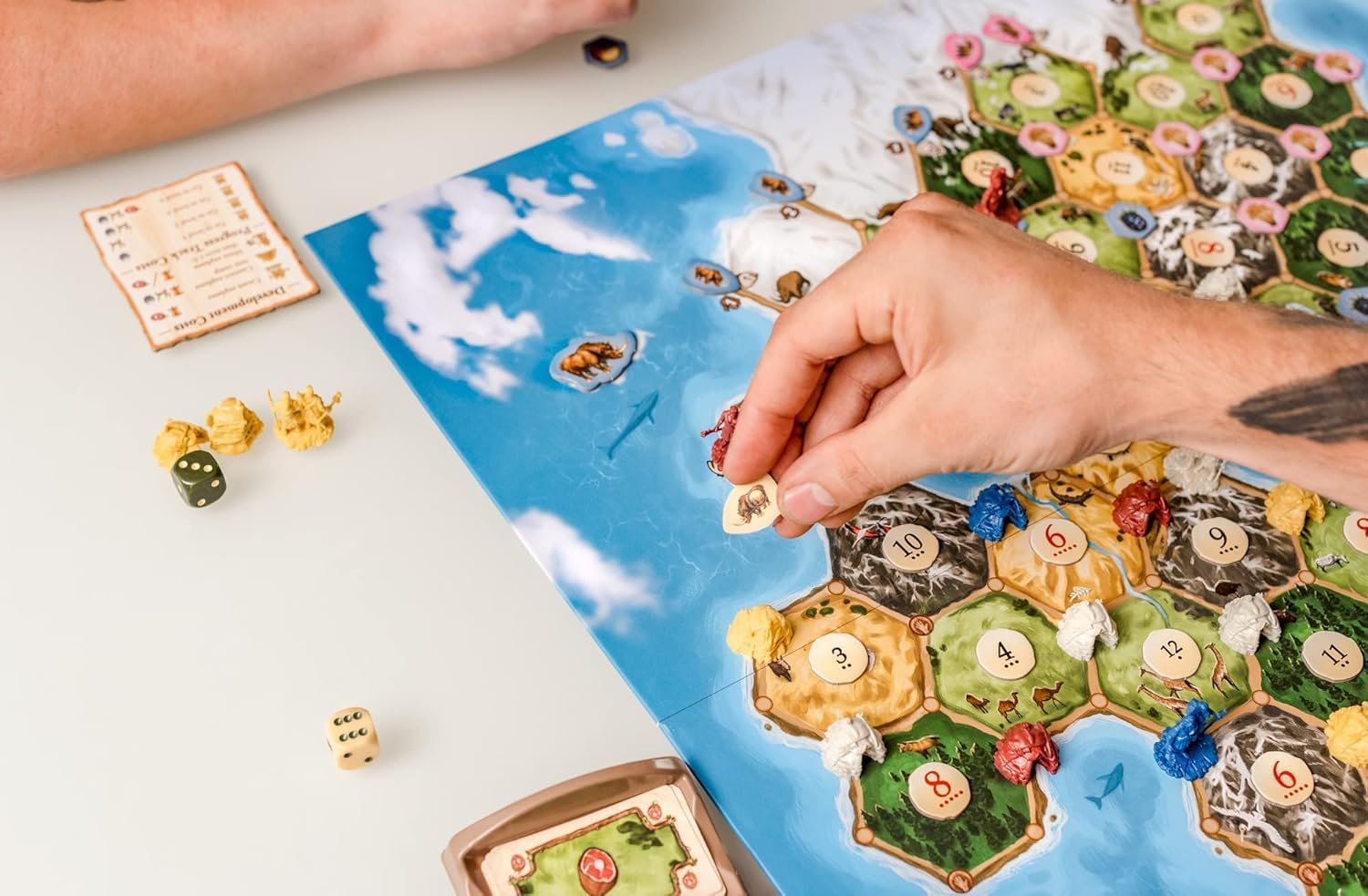 CATAN Histories Settlers of America Board Game - Forge Trails into Rails! Strategy Game, Family Game for Kids & Adults, Ages 14+, 3-4 Players, 120 Min Playtime, Made by CATAN Studio | Forge Trails into Rails, Strategy Game for Kids & Adults, Ages 14+, 3-…