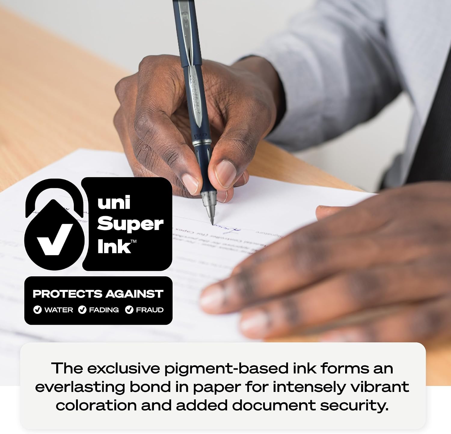 uniball™ Jetstream RT Ballpoint Pens, Black Ink, 0.7mm Fine Point, 3 Count | Retractable, Smooth Writing, Quick-Drying, Smear-Resistant, uni Super Ink™