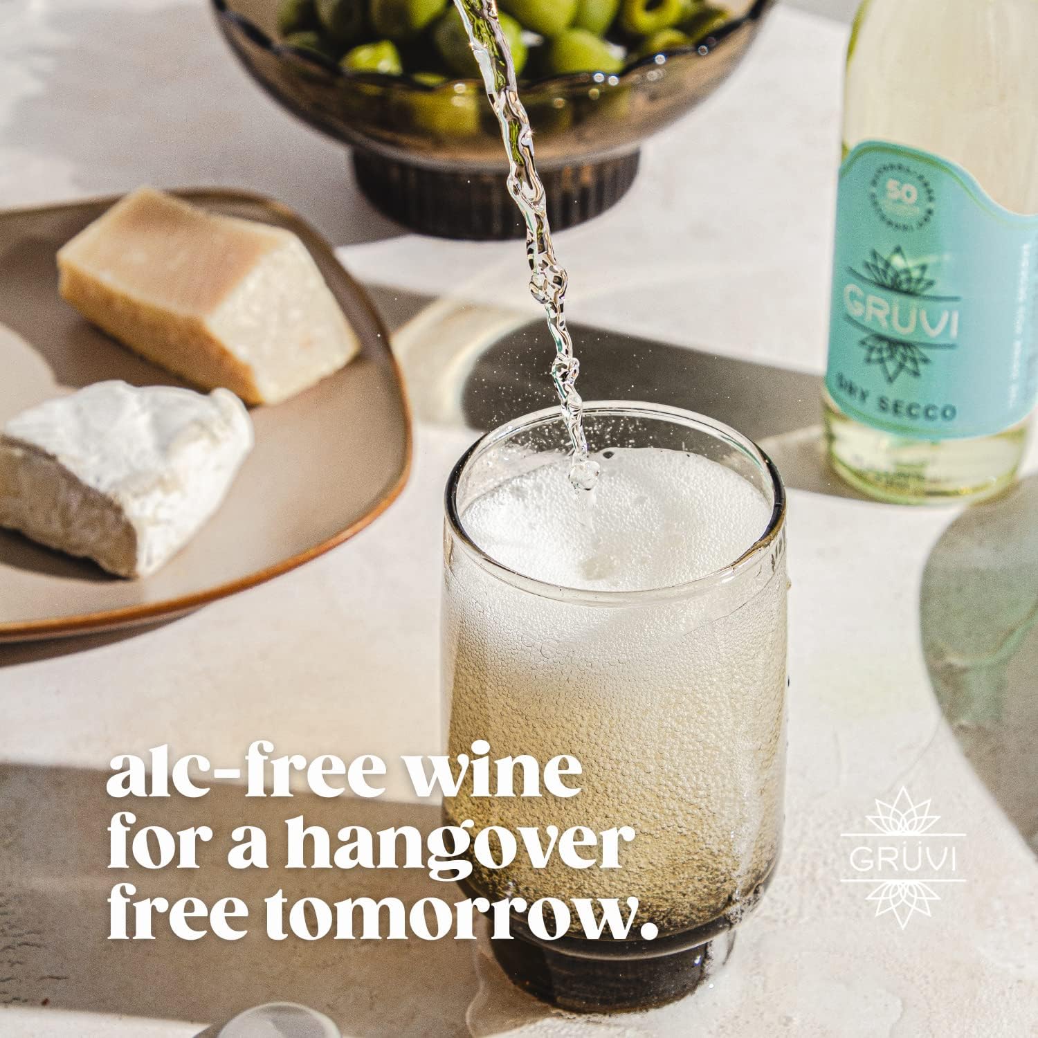 Gruvi Non-Alcoholic Dry Secco, 50 Calories, 8-Pack, 0% ABV, Non Alcoholic Sparkling Wine, Zero Alcohol Wine, NA Wine