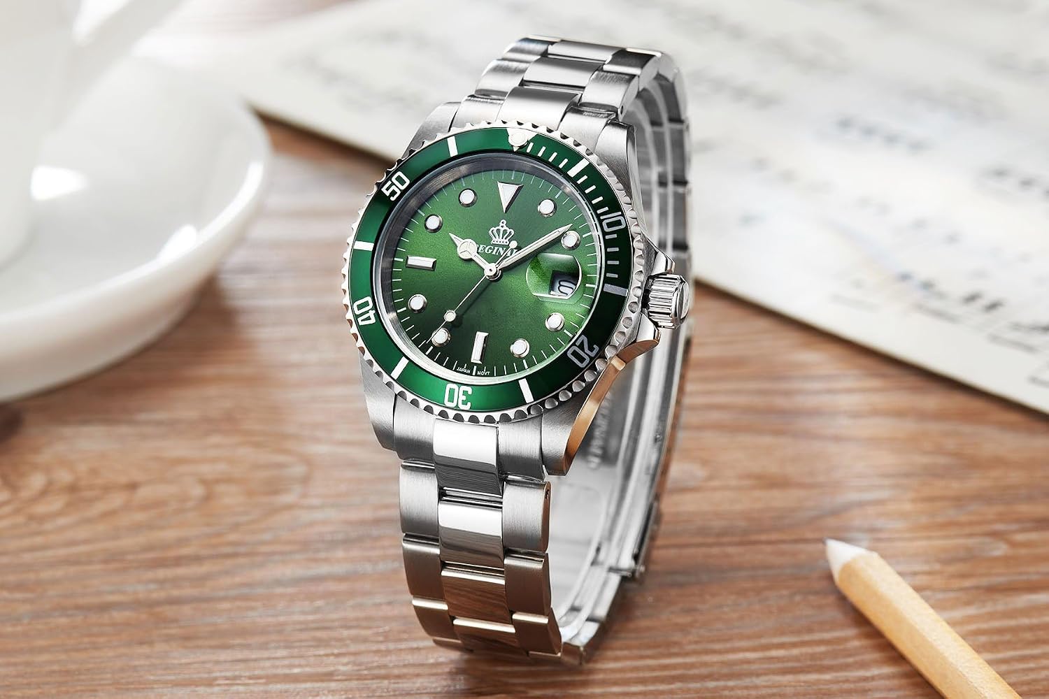 FANMIS Mens Luxury Watches Rotatable Bezel Sapphire Glass Luminous Hand Quartz Silver Tone Stainless Steel Watch