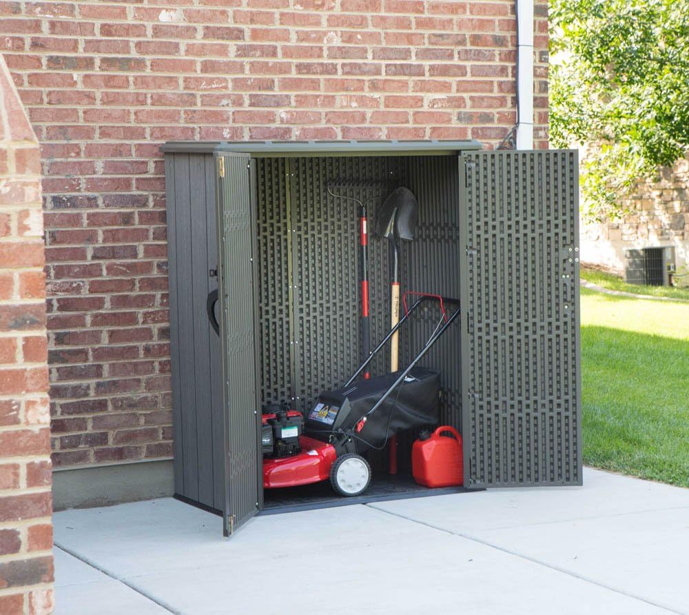 LIFETIME Outdoor Storage Box, 150 Gallon