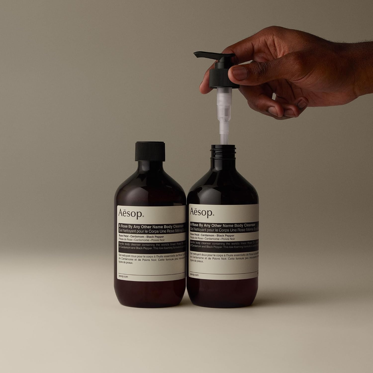 Aesop Geranium Leaf Body Cleanser | Gentle Shower Gel with Geranium, Mandarin and Bergamot Essential Oil Blend to Refresh & Balance Skin | 500 mL / 16.9 oz