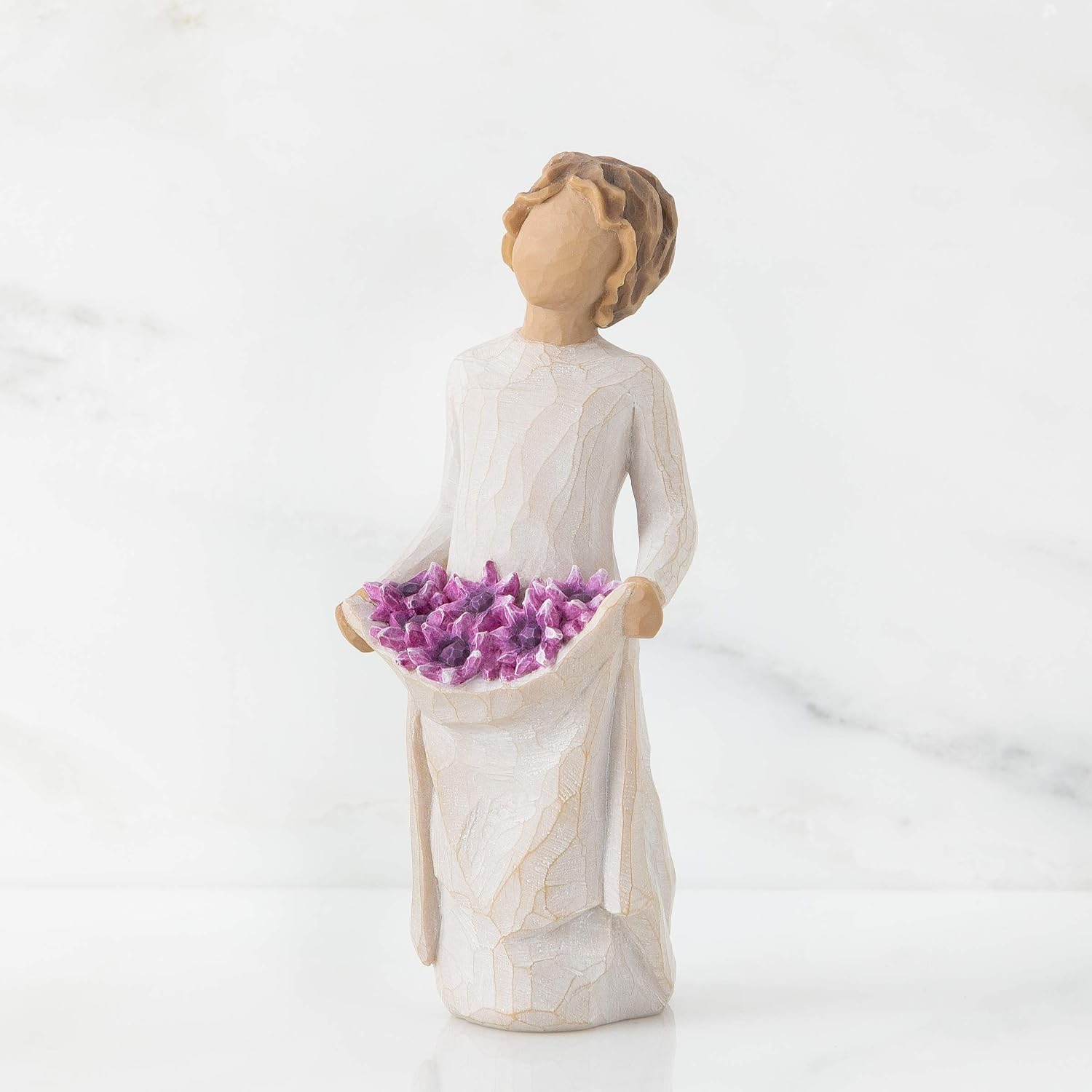 Willow Tree Lots of Love, Sculpted Hand-Painted Figure | Cast from a Susan Lordi Original Carving, Heartfelt Gift Expressing Love and Warmth, Display on Shelf, Table or Mantel