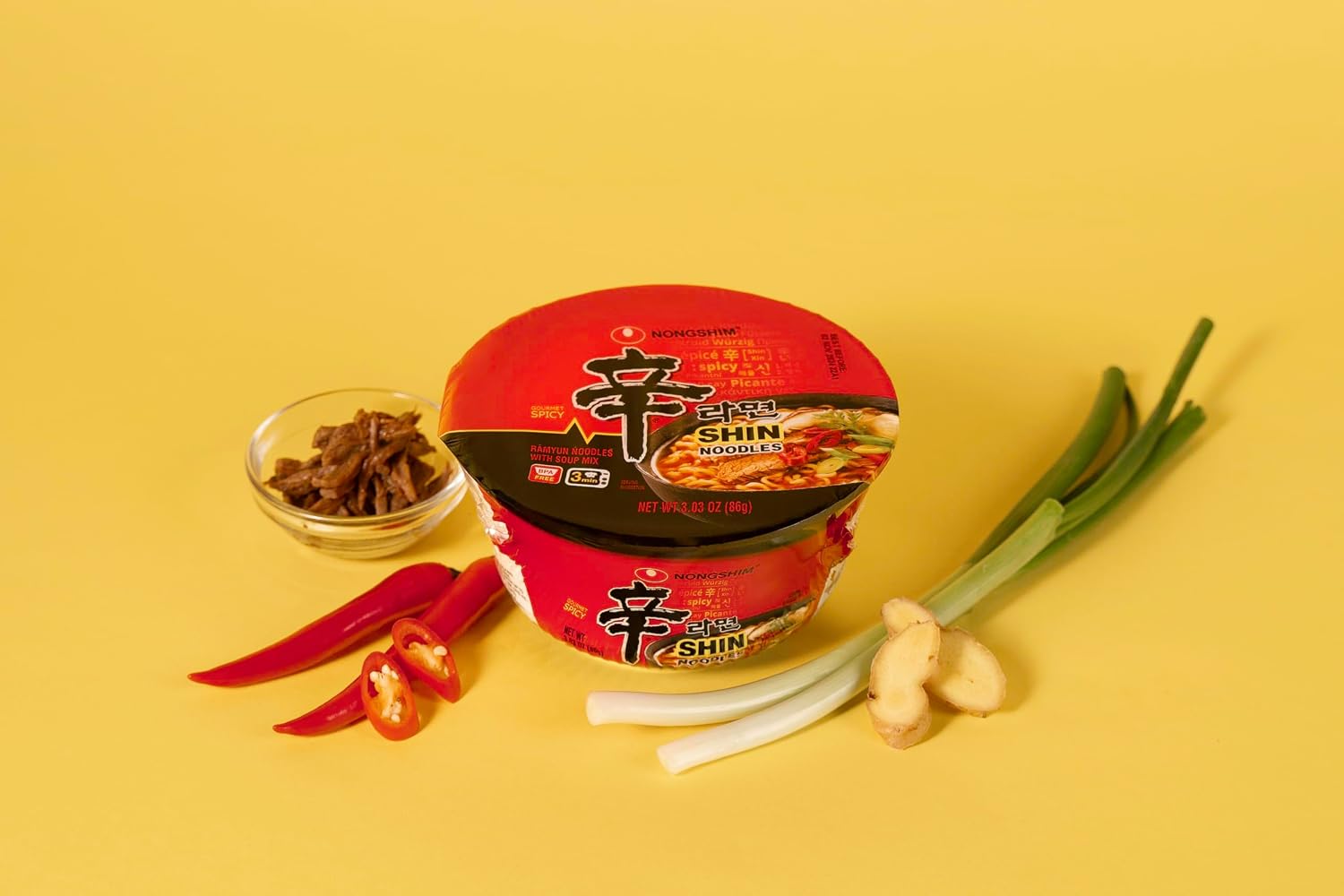 Nongshim Shin Ramyun Bowl Noodles, Spicy Korean Signature Instant Ramyun, Rich Beef Flavored Broth, Quick and Easy, Microwaveable Bowl, 3.03 oz (Pack of 12)