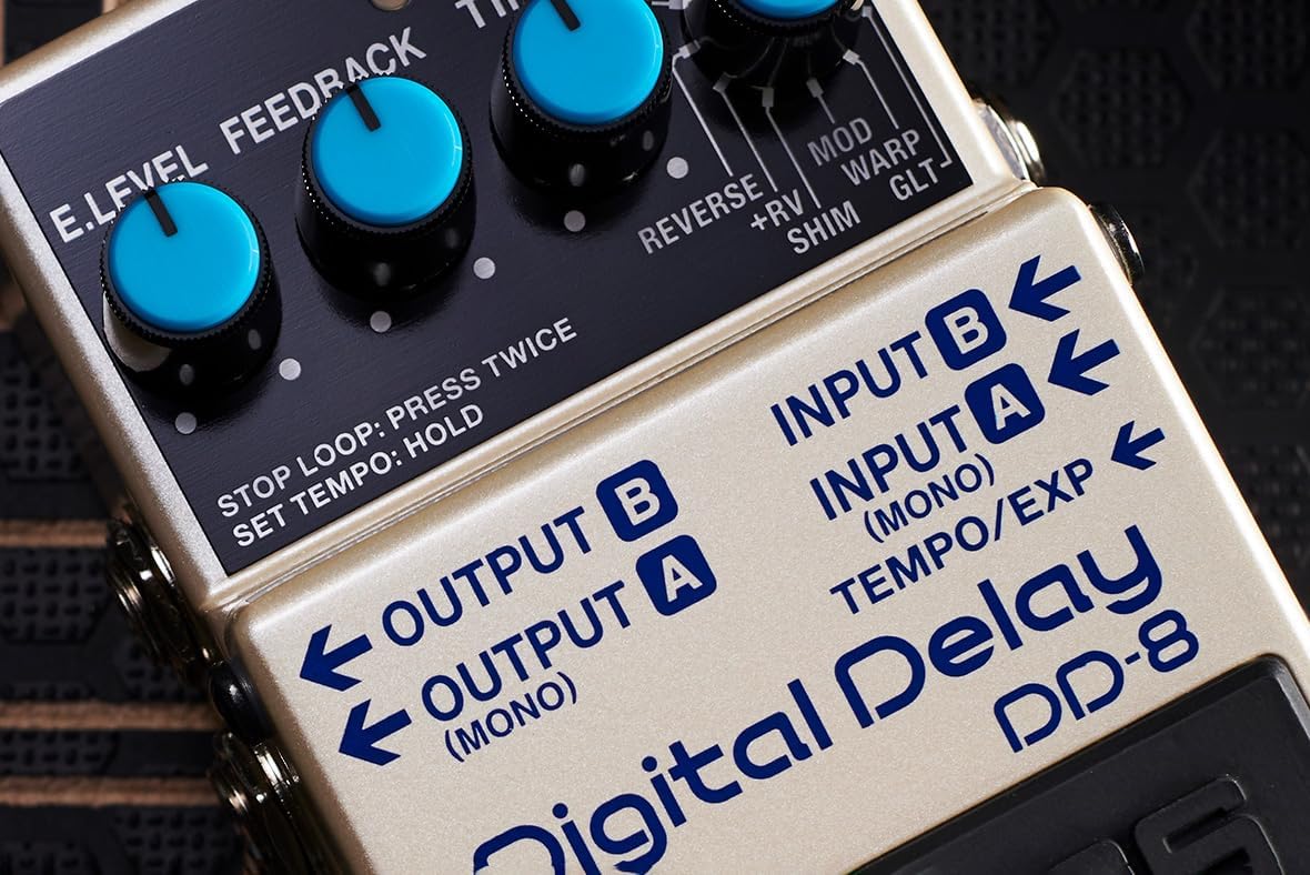 BOSS Digital Delay Guitar Effects Pedal (DD-8)