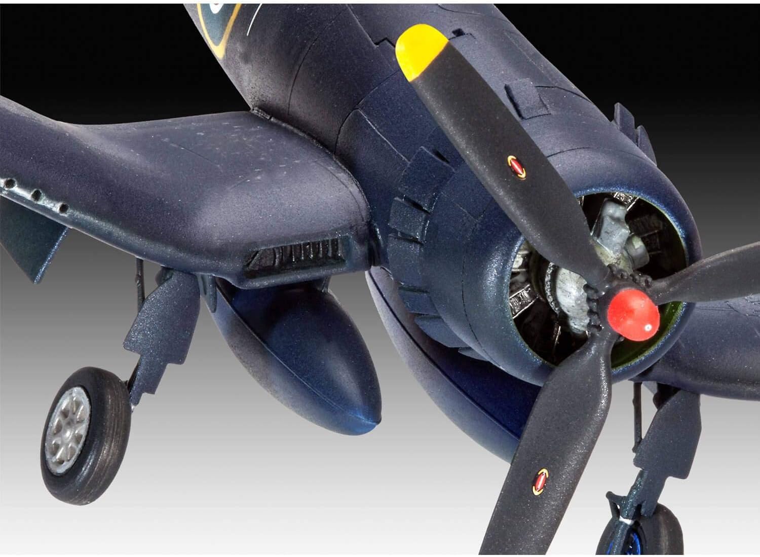 Revell 03917, Vought F4U-1B Corsair Royal Navy, 1: 72 Scale Plastic Model