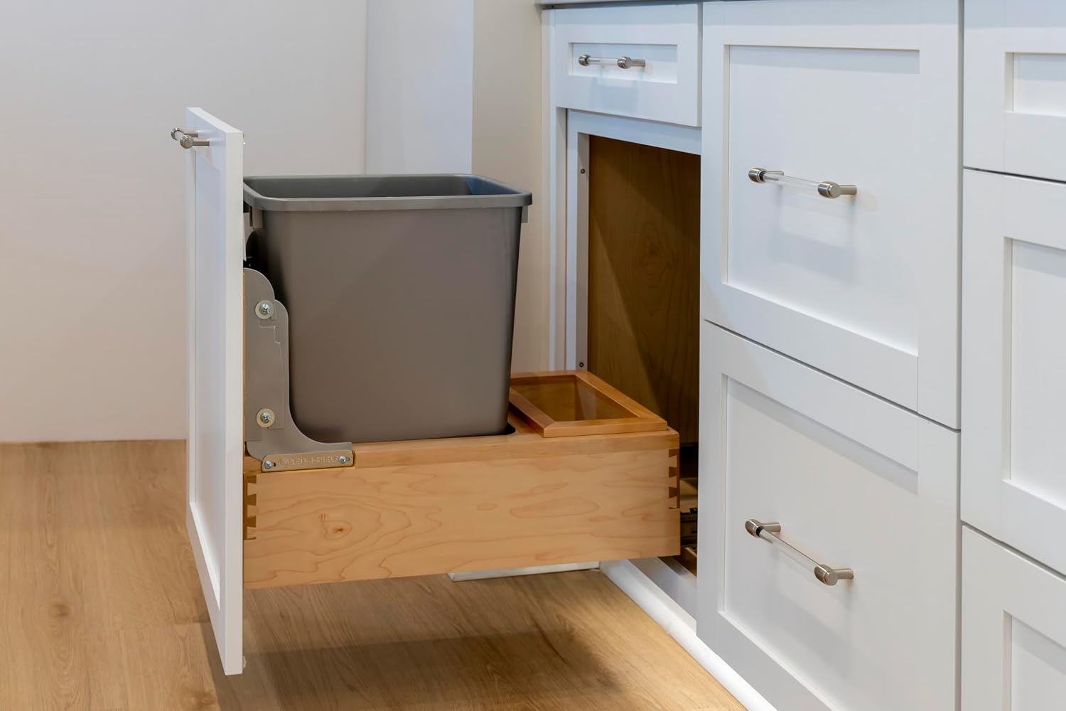 Rev-A-Shelf 35 Qt Bottom Mount Single Pullout Under Cabinet Kitchen Trash Cans for Base Cabinets, 150 Pound Rated Full-Extension Slides, Min Opening Width of 11.5", Silver, 4WCBM-15DM-1