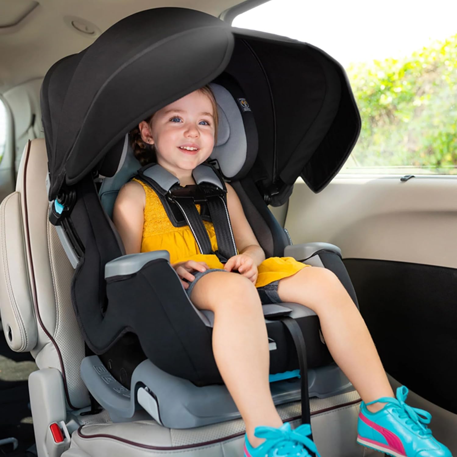 Baby Trend Cover Me™ 4-in-1 Convertible Car Seat, Vespa – Built-in Canopy, 4-Stage Growth System, Plush Comfort Padding, Multi-Position Recline