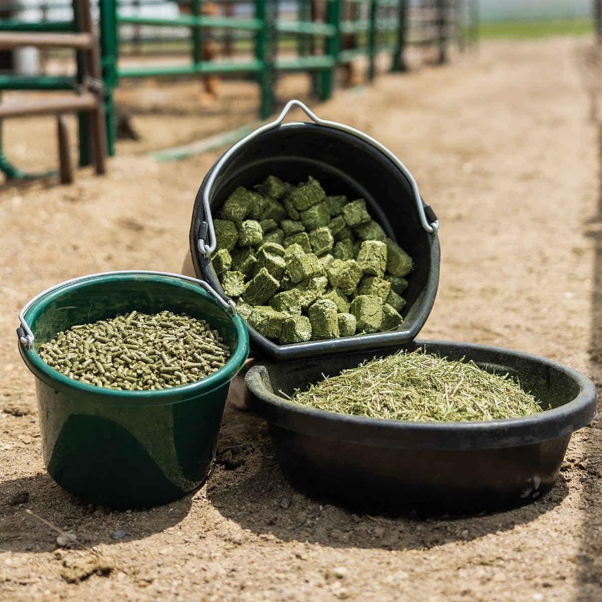 Standlee Alfalfa Cubes for Horses, 40 lbs