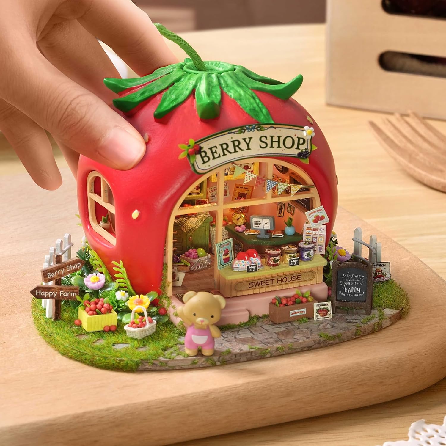 DIY Miniature Dollhouse Kit with Furniture Plus Dust Proof | 1:24 Scale Creative Room Mini Wooden Doll House Accessories for Kids Teens Adults Aged 14+(Beach Cottage)